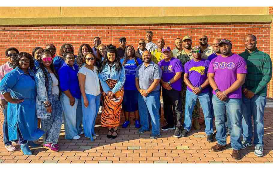 Brothers of Lambda Xi Chapter with members of the ROK Divine Nine.