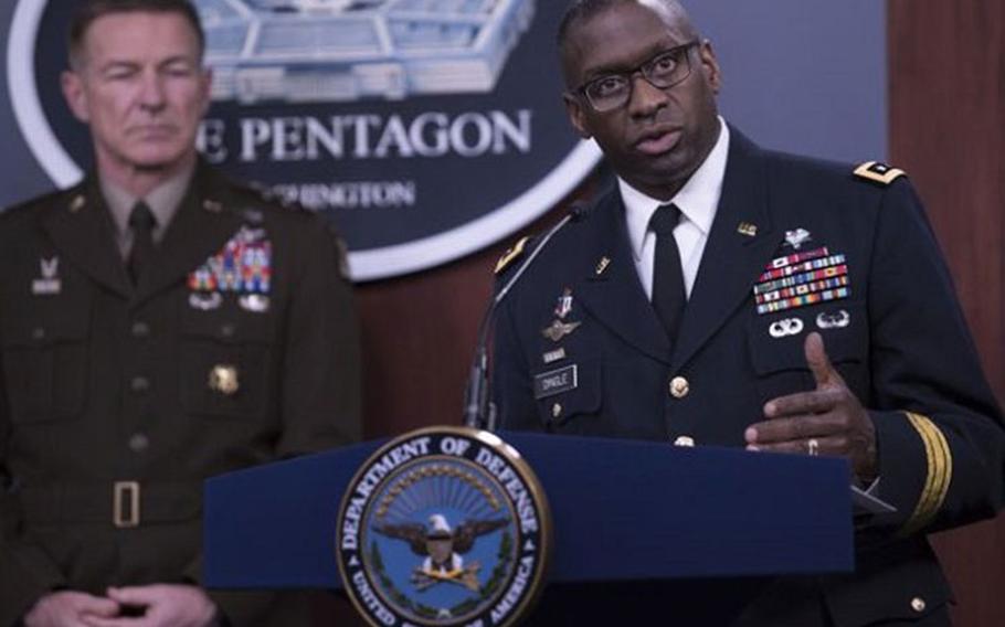 Army Lt. Gen. R. Scott Dingle (right), Army Surgeon General and Commanding General, U.S. Army Medical Command, speaks at a Pentagon press briefing in March 2020 (Photo by: Lisa Ferdinando, Office of the Secretary of Defense Public Affairs)