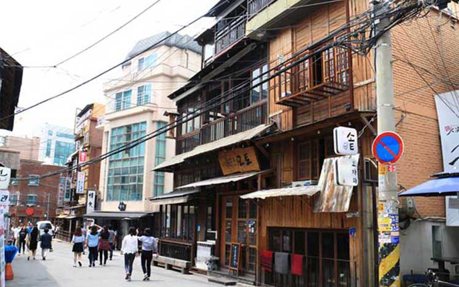 Hapjeong-dong Café Street (Photo credits: Korea Tourism Organization)