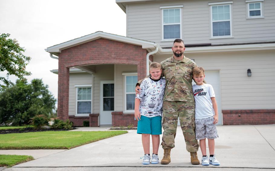 For military families, summer can be a time of big changes due to permanent change of station season. When moving, it helps to make a list of items you want to pack up and move with you. Fortunately, you don’t have to worry about losing your TRICARE coverage during your move.