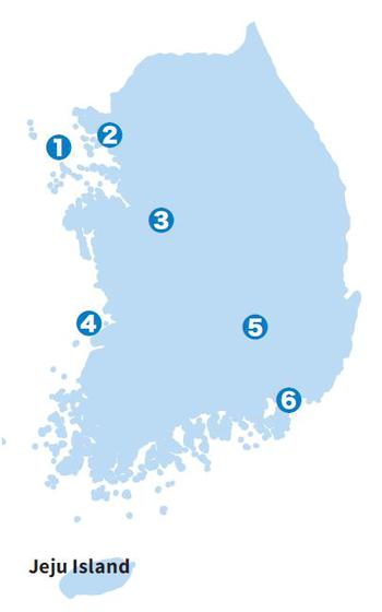 A map of Korea showing the location of the airports.