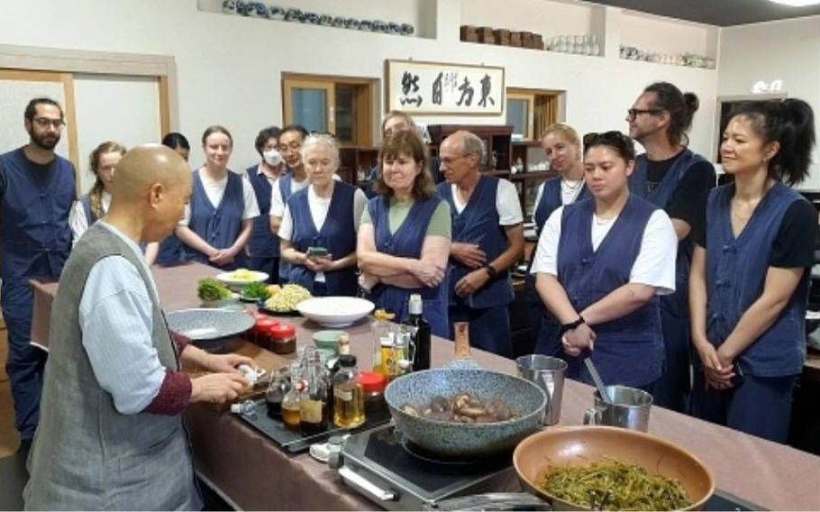 Temple cuisine lecture by Venerable Jeong Kwan