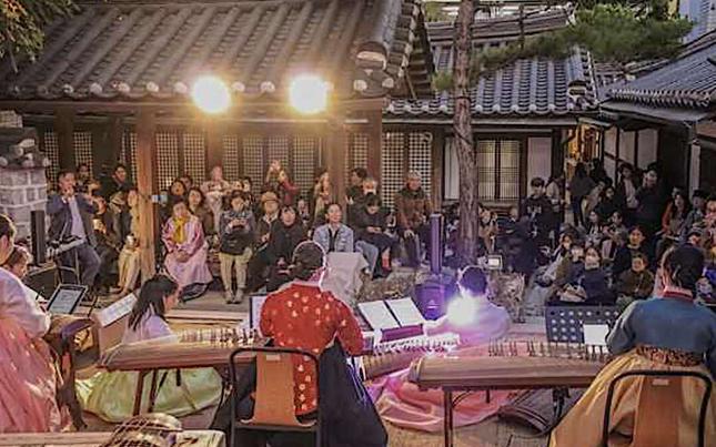 Concert held in a garden.