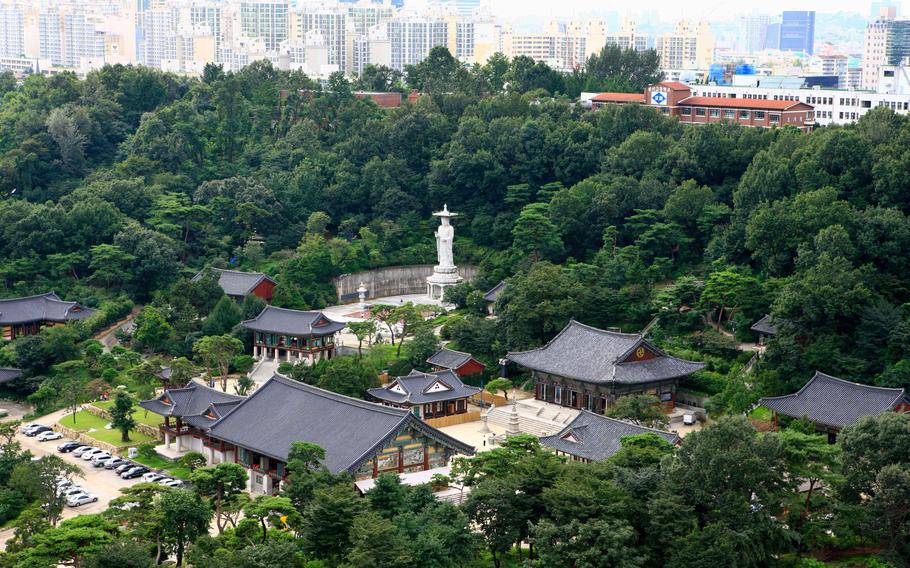 Birds-eye view of Bongeunsa Temple.