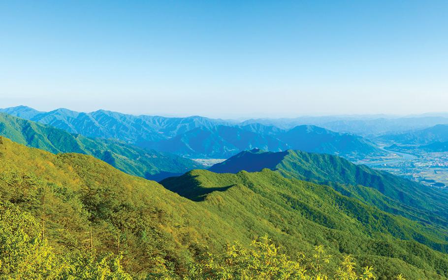 The scenery from Jirisan mountain.