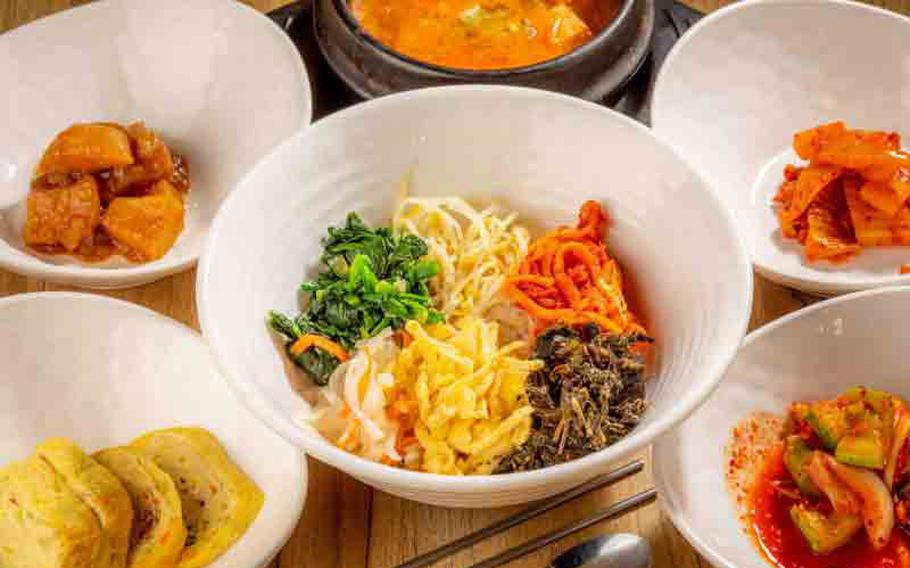 Bibimbap and some small dishes.