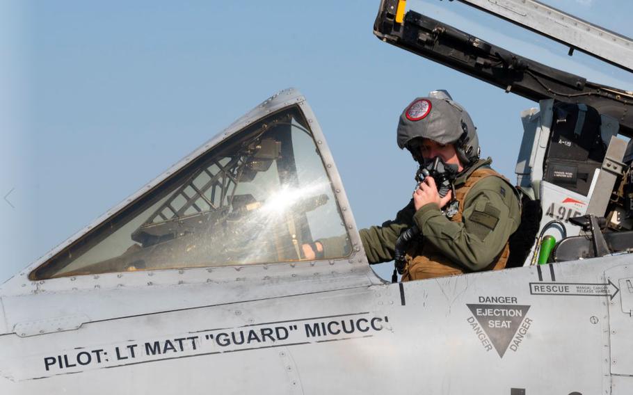 U.S. Air Force Captain Sean Loughlin, 25th Fighter Squadron pilot, shuts down his aircraft following a training mission at Osan Air Base, Republic of Korea, Jan. 4, 2023. The 25th FS and 25th Fighter Generation Squadron work together to execute missions in defense of the Republic of Korea and regional stability. (U.S. Air Force Photo by Senior Airman Trevor Gordnier)