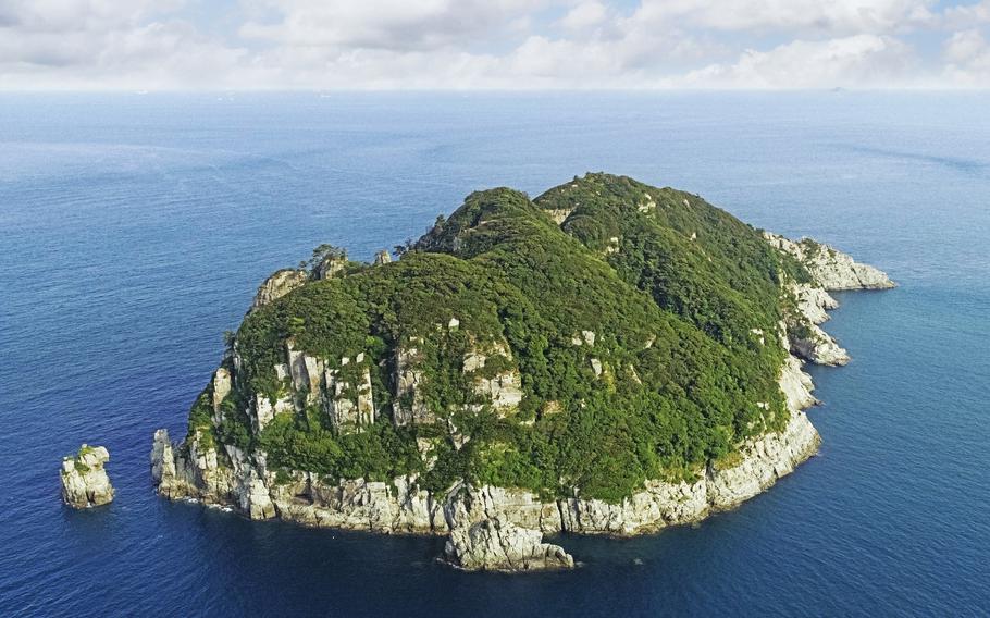 Geoje Haegeumgang Island (Photo courtesy of Korea Tourism Organization)