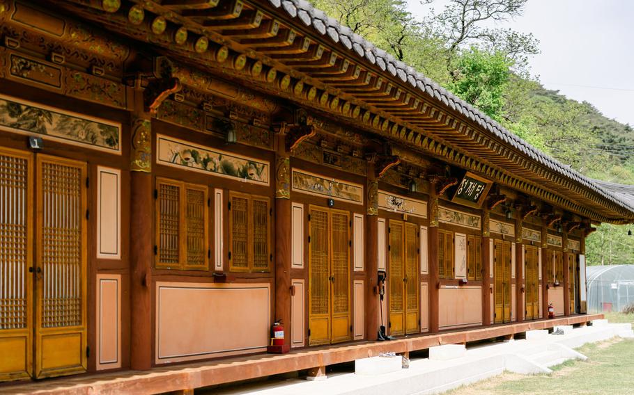 Temple stay accommodations at Beopjusa 