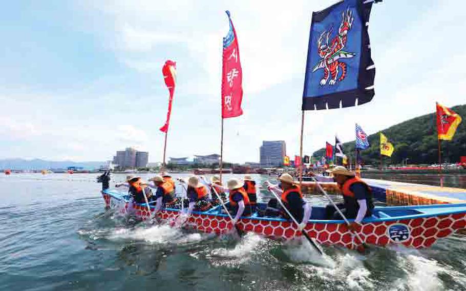 Tongyeong Hansan Battle Festival boat racing