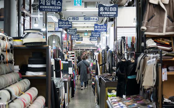 Shopping Complex, photo by Korea Tourism Organization